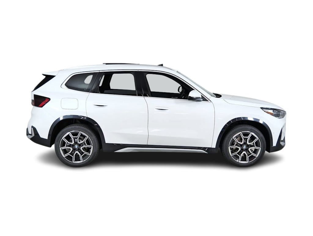 Thumbnail: 2026 BMW X1 - 19