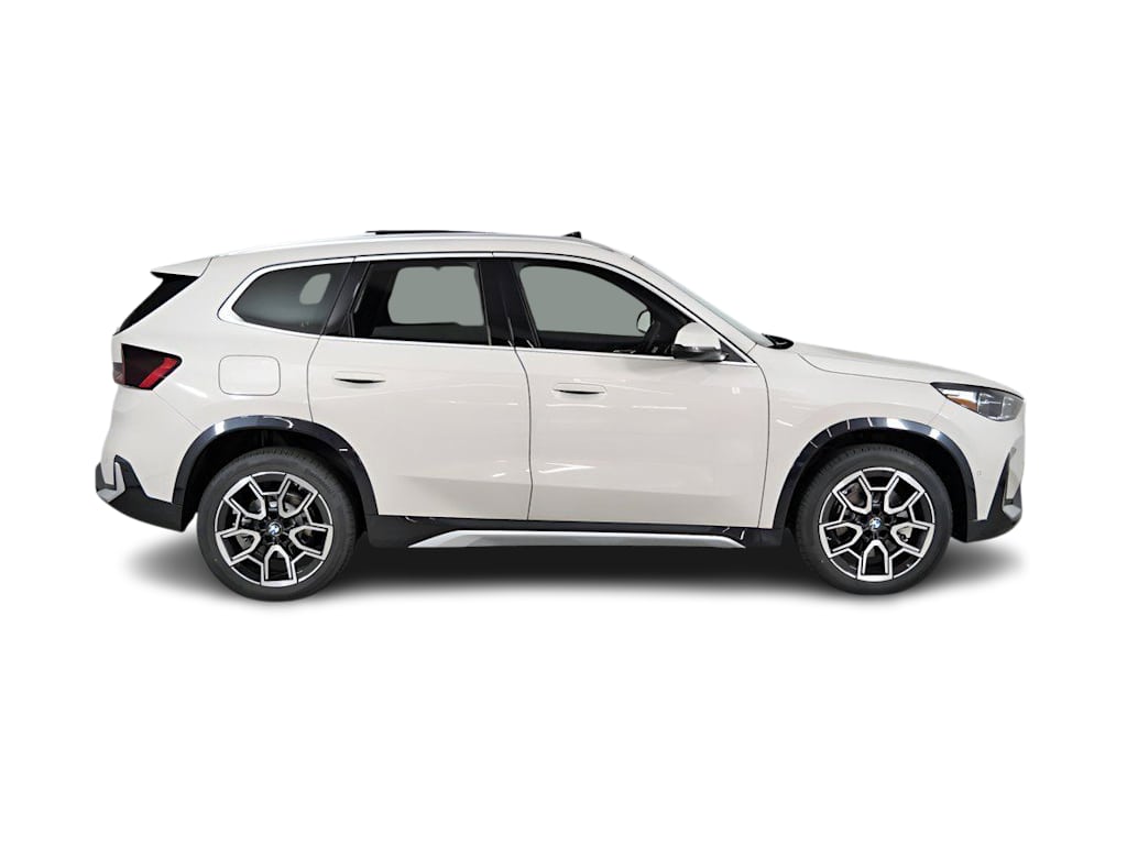 Thumbnail: 2026 BMW X1 - 18