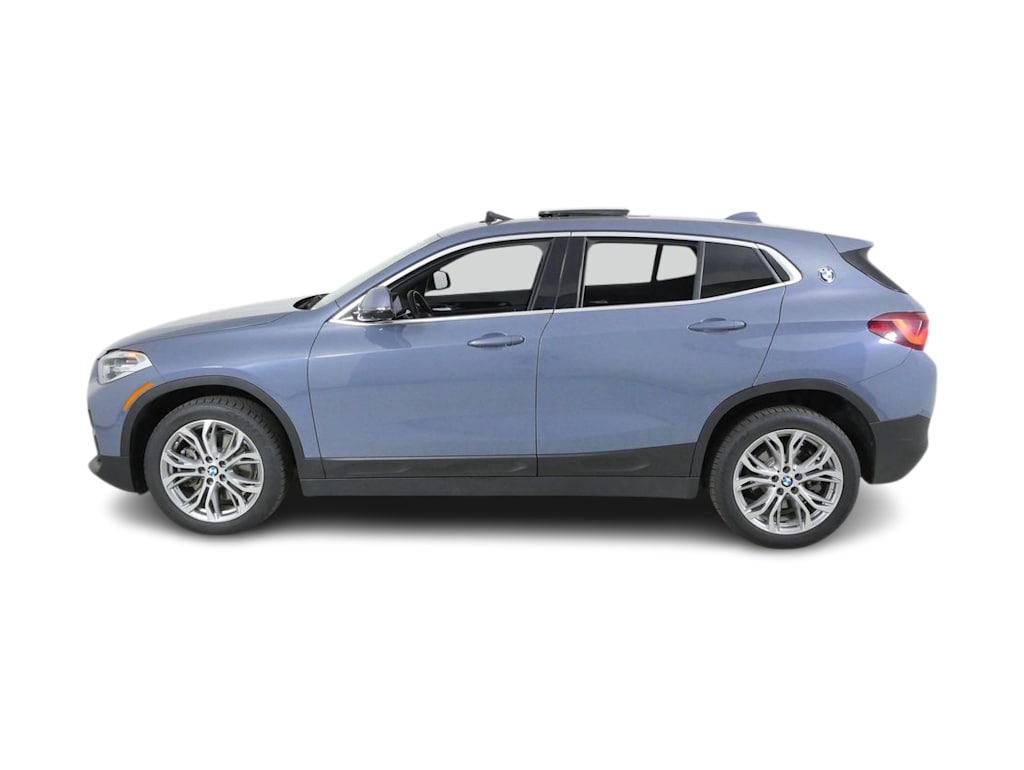 Thumbnail: 2021 BMW X2 - 3