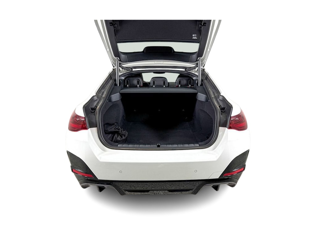 Thumbnail: 2025 BMW i4 - 16