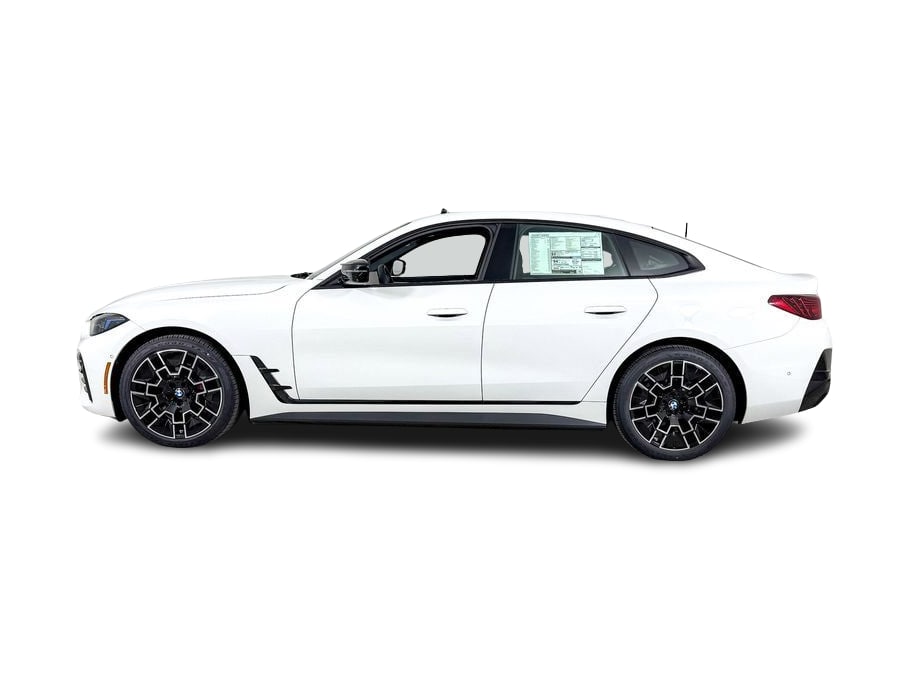 Thumbnail: 2025 BMW i4 - 25