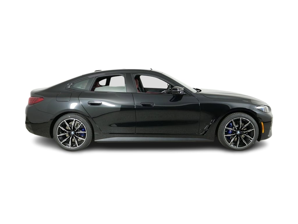 Thumbnail: 2025 BMW i4 - 19