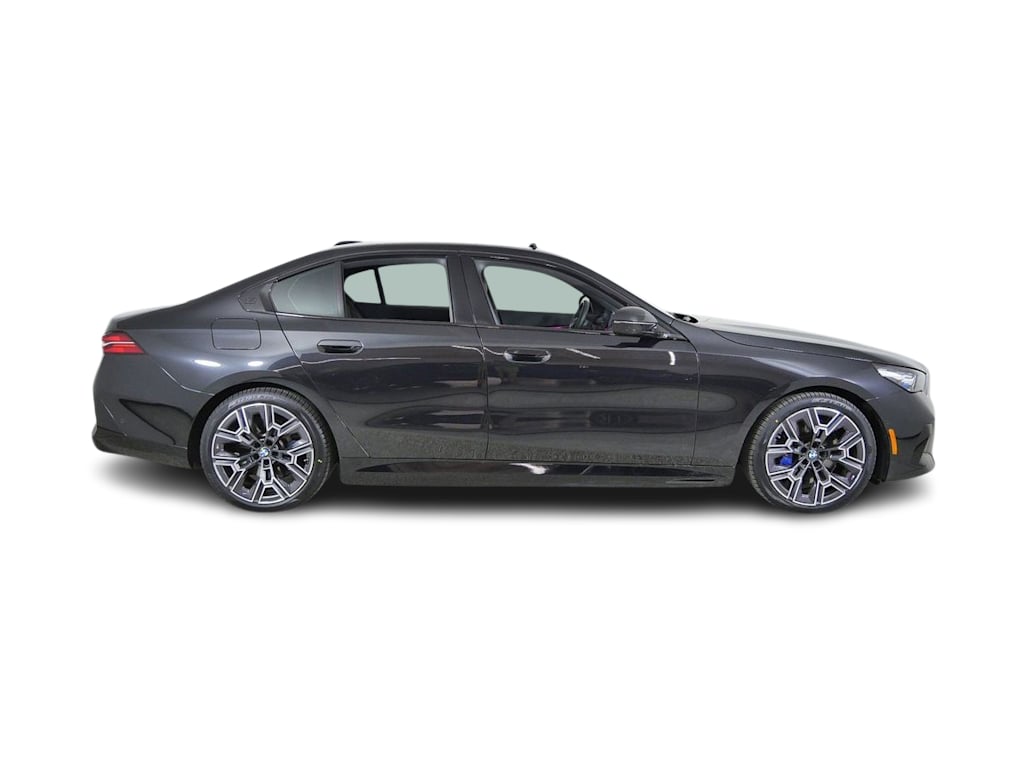 Thumbnail: 2026 BMW i5 - 19