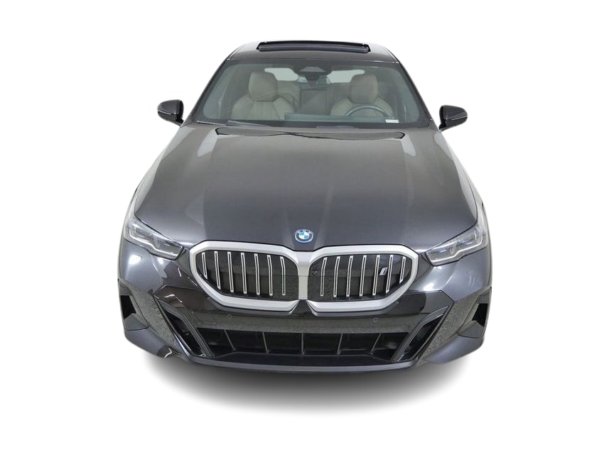 Thumbnail: 2026 BMW i5 - 25