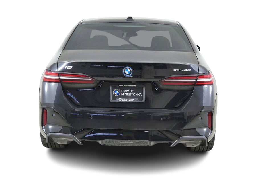 Thumbnail: 2026 BMW i5 - 21