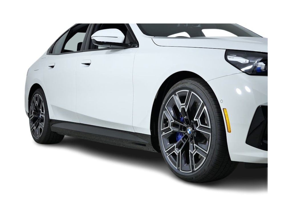 Thumbnail: 2026 BMW i5 - 17