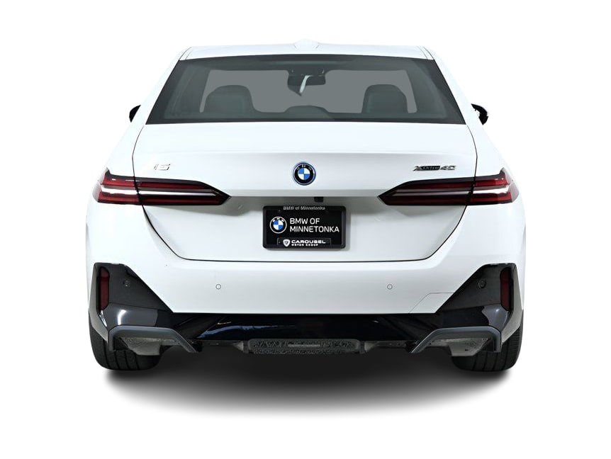 Thumbnail: 2026 BMW i5 - 21
