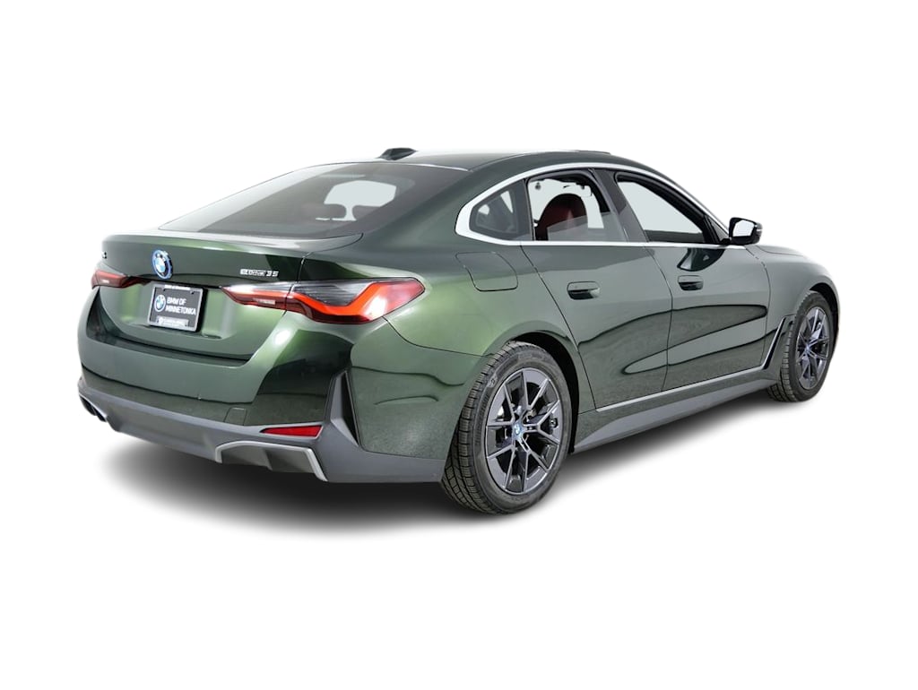 Thumbnail: 2023 BMW i4 - 21