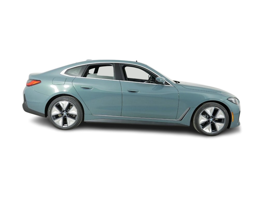 Thumbnail: 2025 BMW i4 - 19