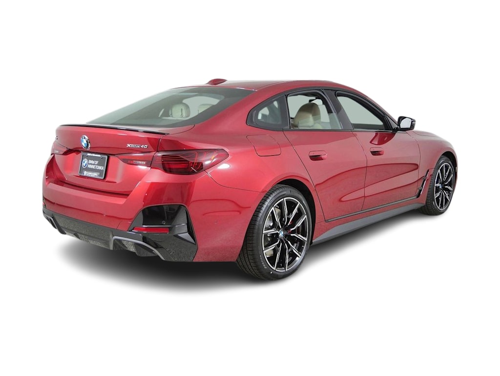 Thumbnail: 2026 BMW i4 - 23
