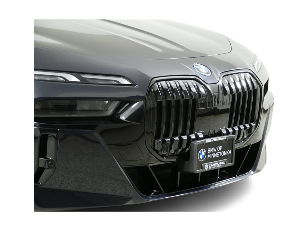 Thumbnail: 2023 BMW i7 - 6