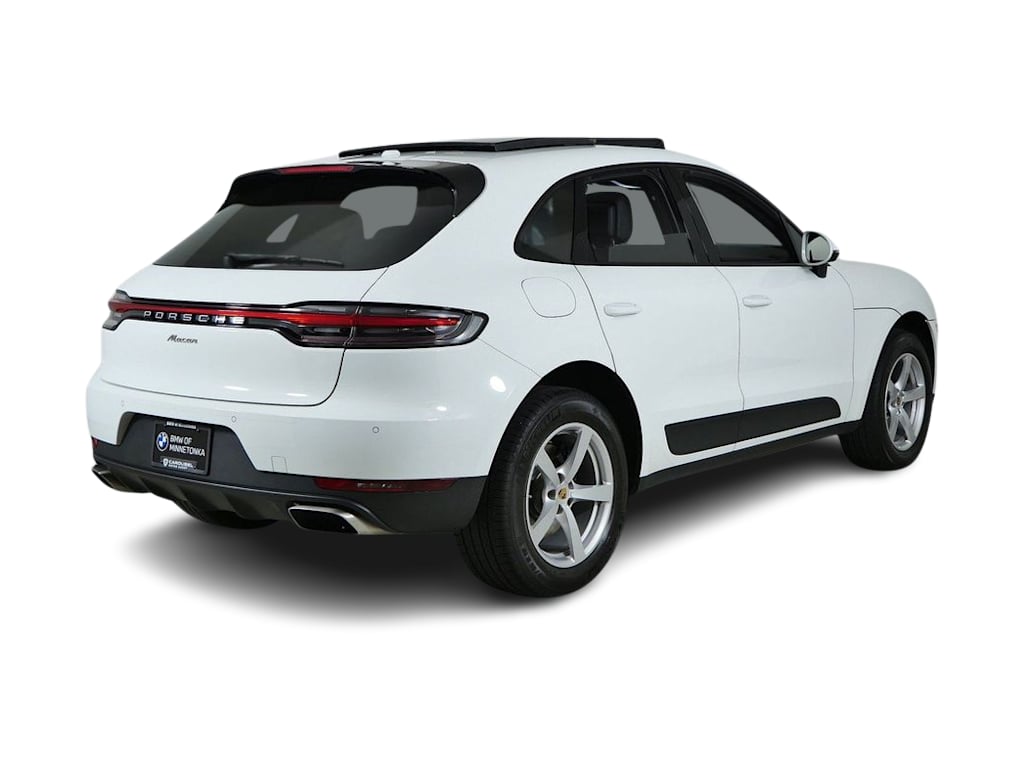 Thumbnail: 2021 Porsche Macan - 23