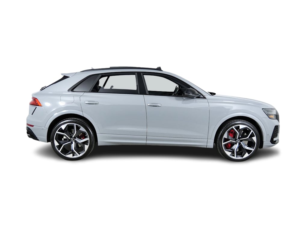 Thumbnail: 2024 Audi RS Q8 - 19