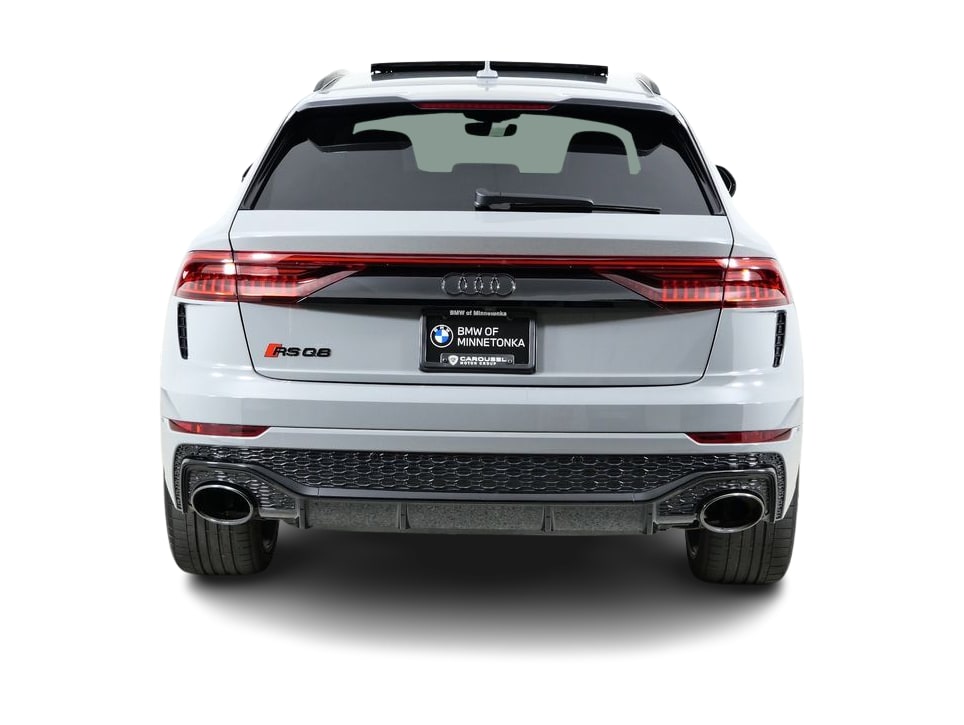 Thumbnail: 2024 Audi RS Q8 - 21