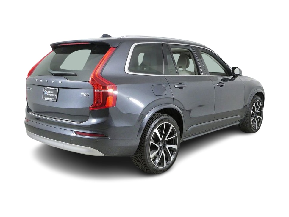 Thumbnail: 2022 Volvo XC90 - 21