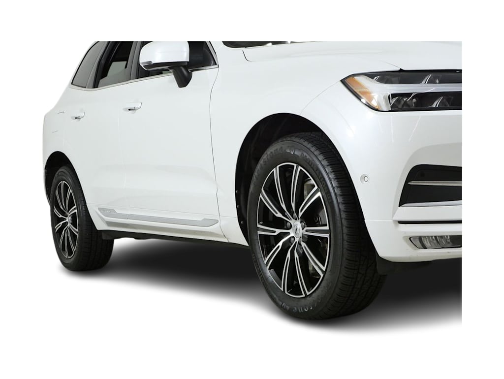 Thumbnail: 2019 Volvo XC60 - 21