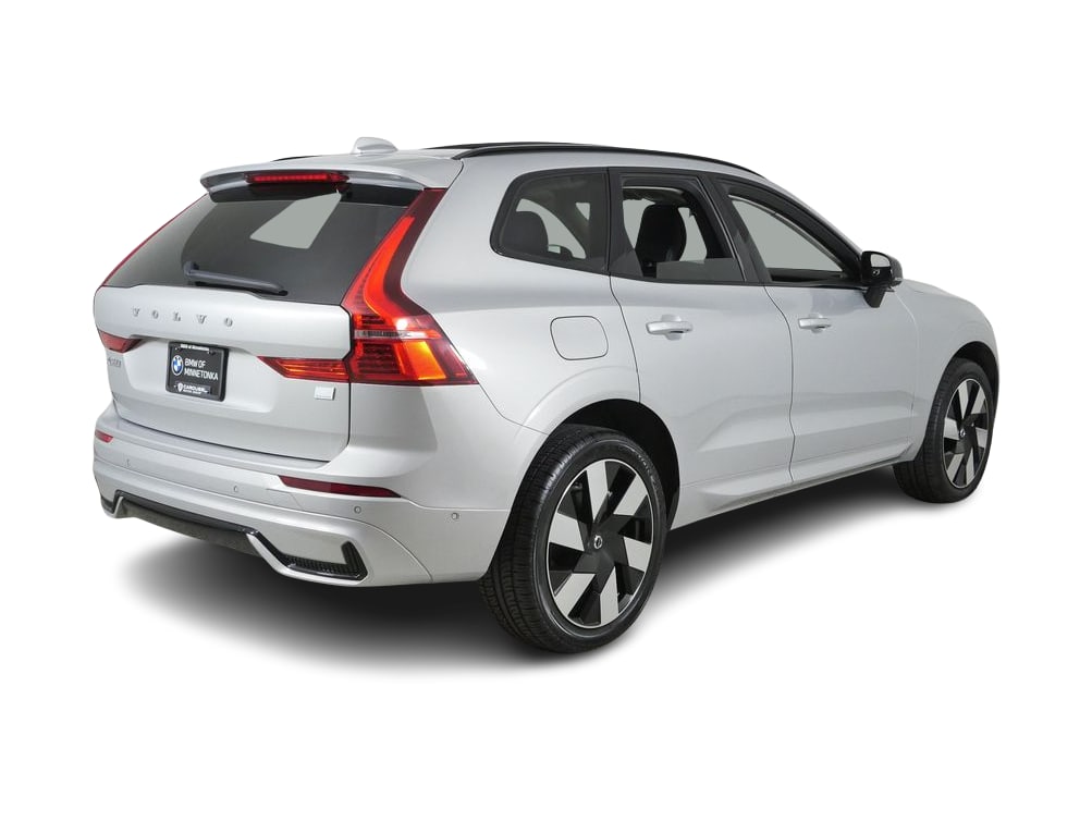 Thumbnail: 2023 Volvo XC60 - 20