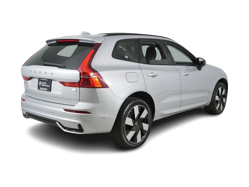 Thumbnail: 2023 Volvo XC60 - 20