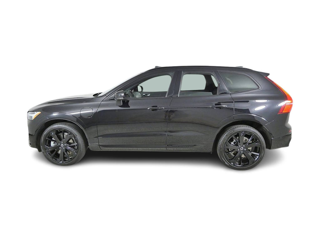 Thumbnail: 2025 Volvo XC60 - 25