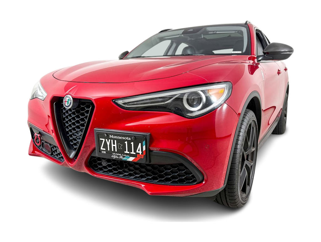 Thumbnail: 2019 Alfa Romeo Stelvio - 10