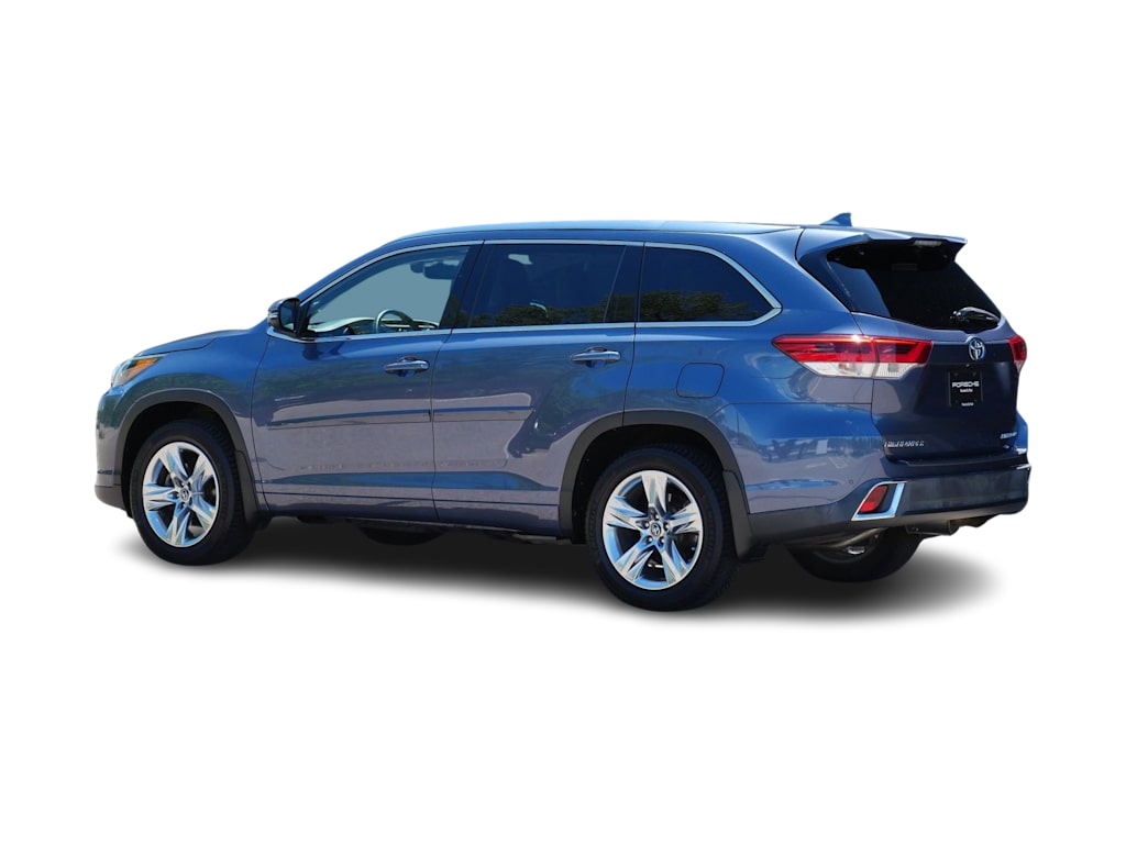 Thumbnail: 2018 Toyota Highlander - 4