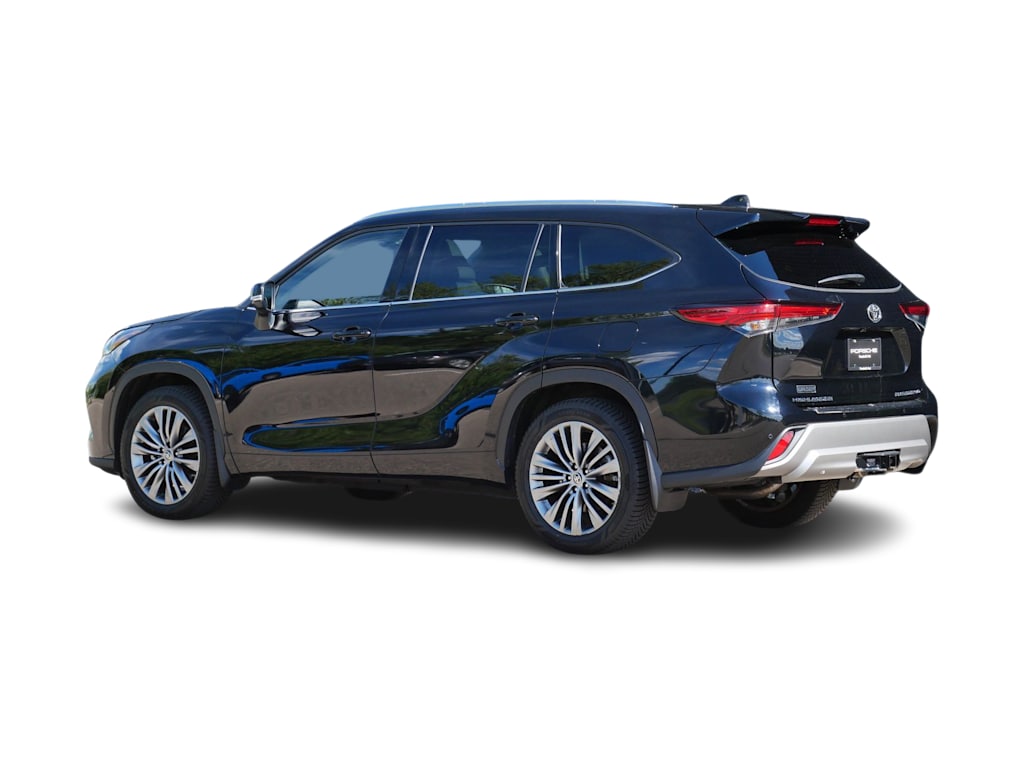 Thumbnail: 2021 Toyota Highlander - 4