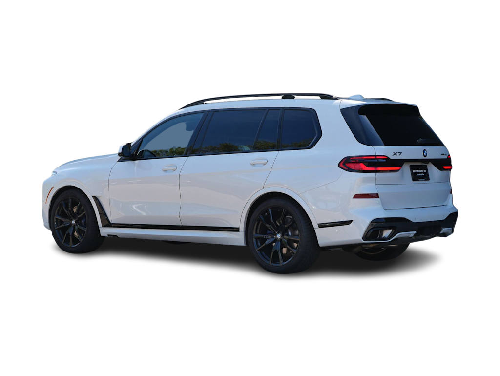 Thumbnail: 2025 BMW X7 - 4