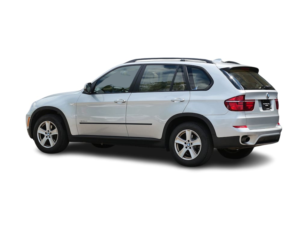 Thumbnail: 2013 BMW X5 - 9