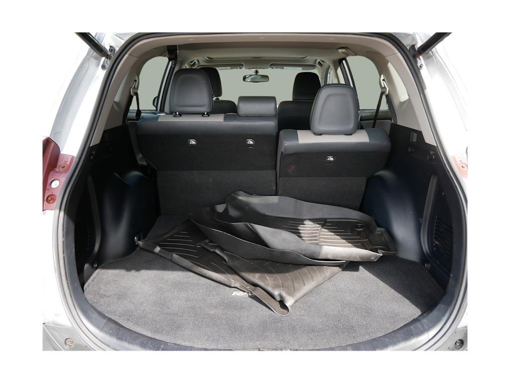 Thumbnail: 2015 Toyota RAV4 - 12