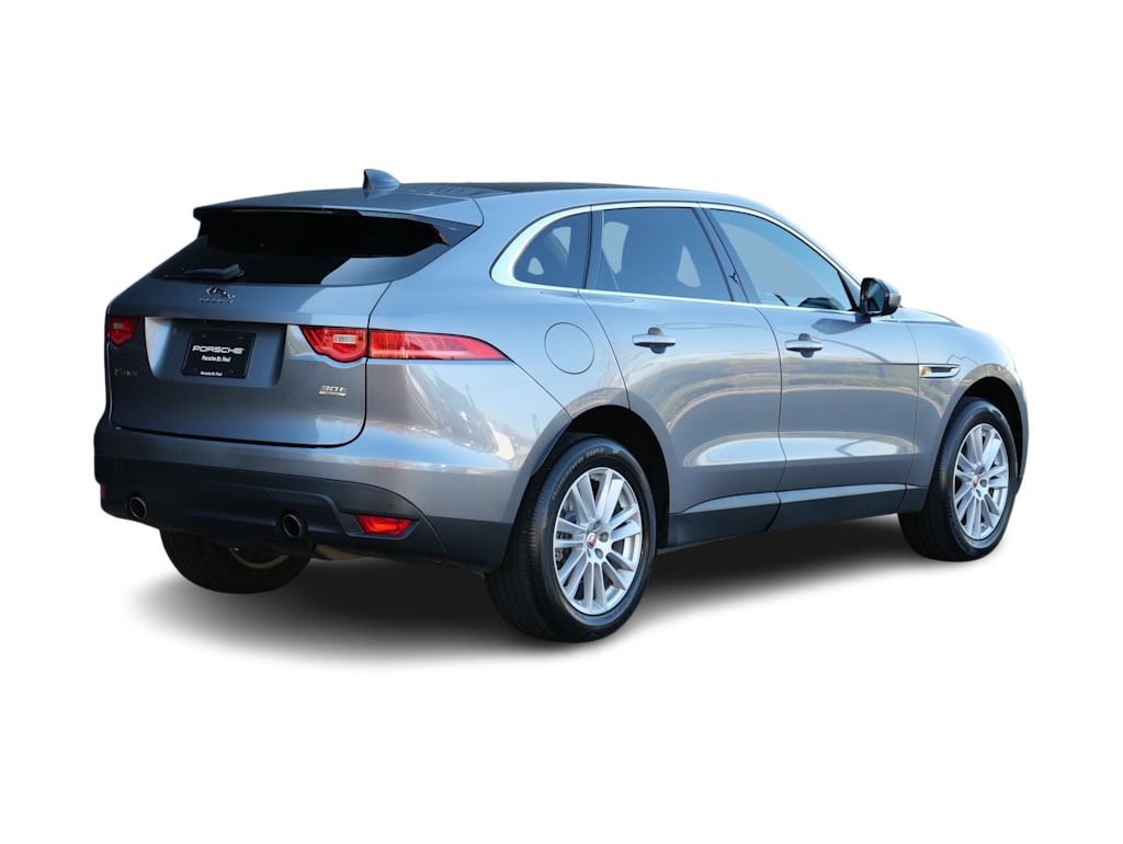 Thumbnail: 2020 Jaguar F-Pace - 25