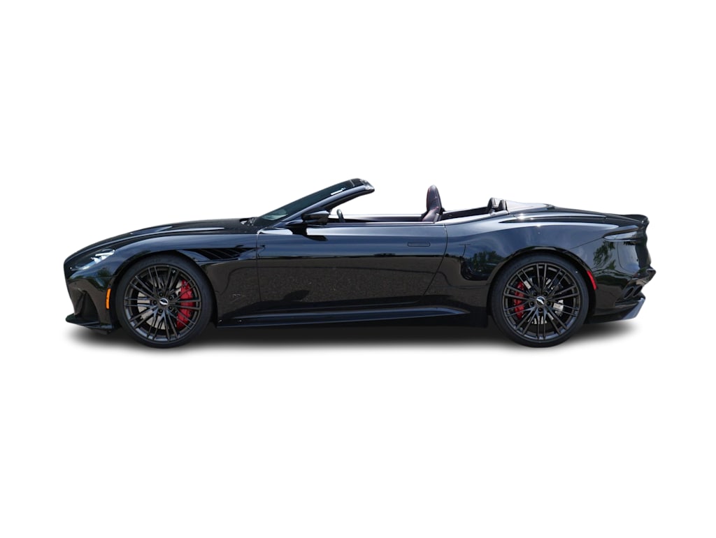 Thumbnail: 2023 Aston Martin DBS - 10