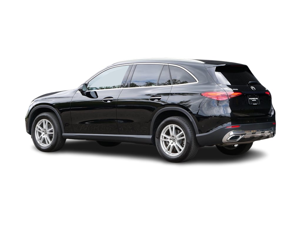 Thumbnail: 2023 Mercedes-Benz GLC - 4