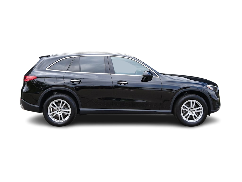 Thumbnail: 2023 Mercedes-Benz GLC - 27