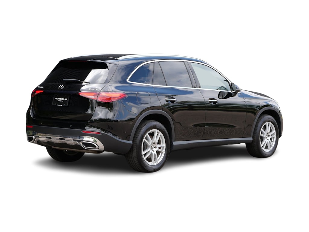 Thumbnail: 2023 Mercedes-Benz GLC - 26