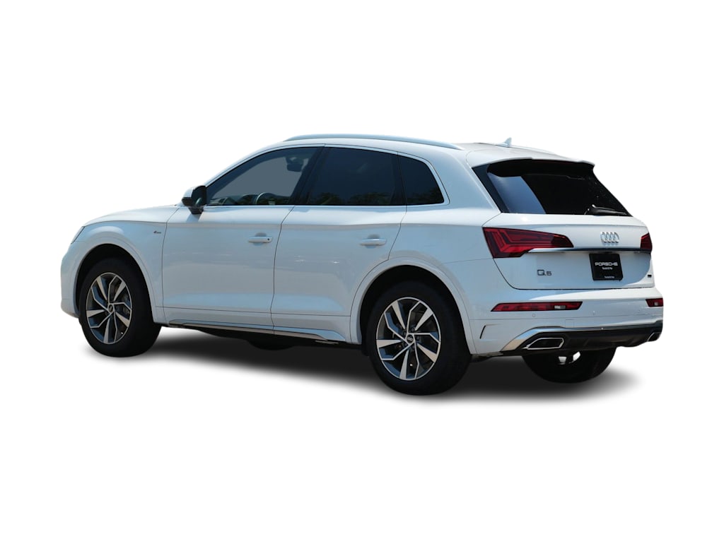 Thumbnail: 2022 Audi Q5 - 4