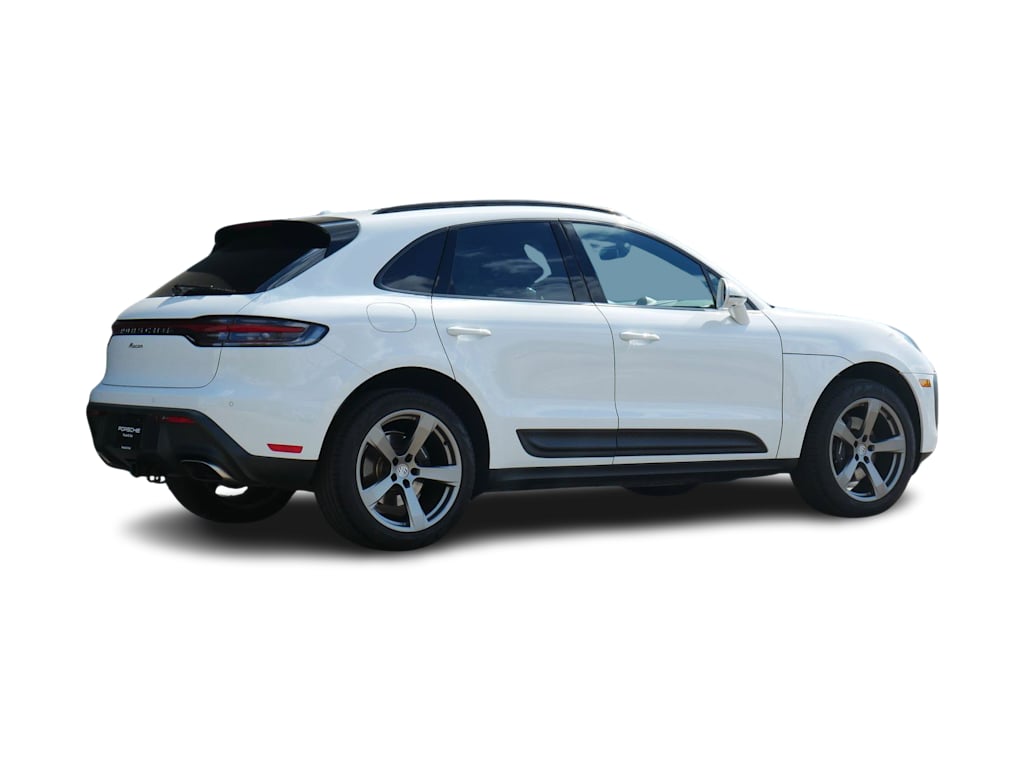 Thumbnail: 2025 Porsche Macan - 26