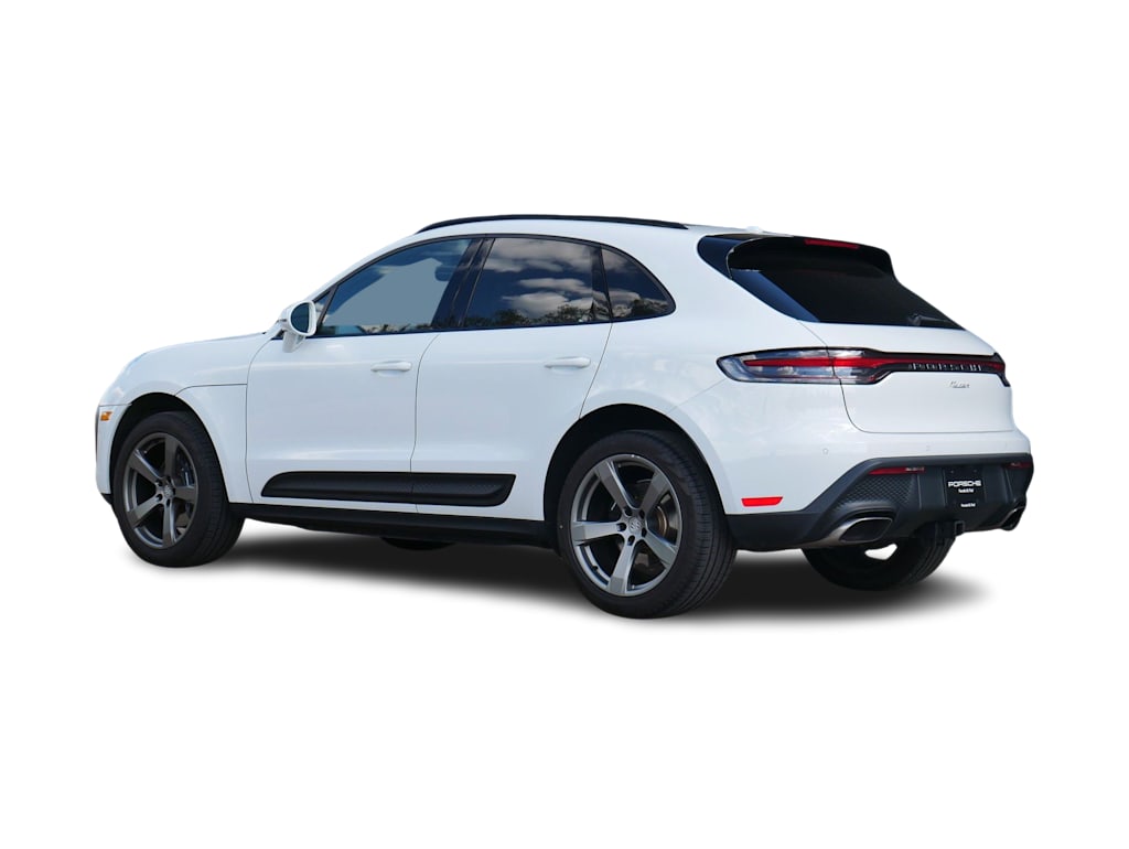 Thumbnail: 2025 Porsche Macan - 4