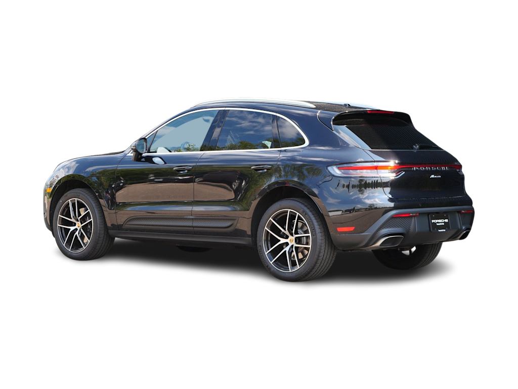 Thumbnail: 2026 Porsche Macan - 4