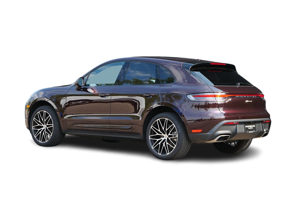 Thumbnail: 2026 Porsche Macan - 4