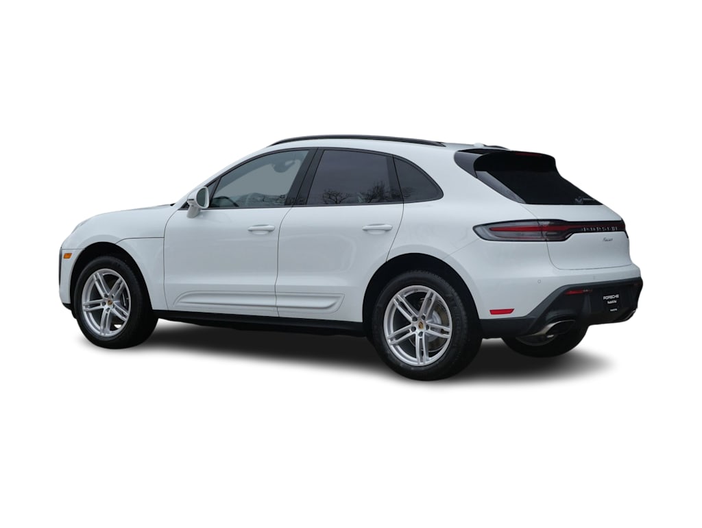 Thumbnail: 2026 Porsche Macan - 12