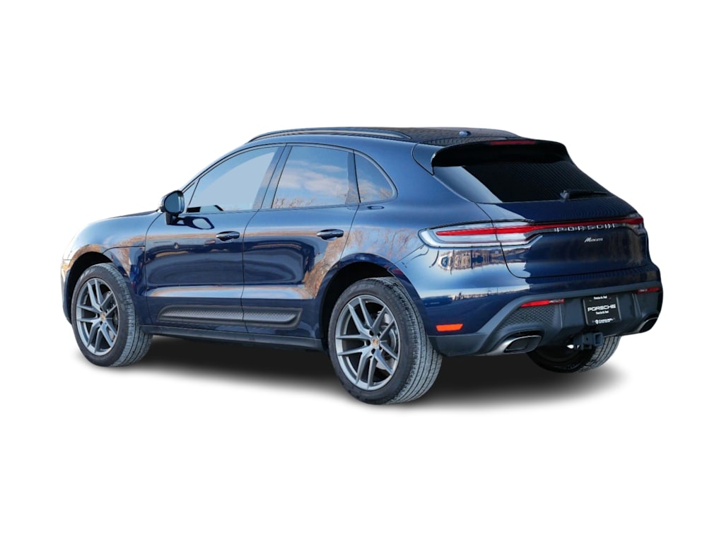 2023 Porsche Macan T 4