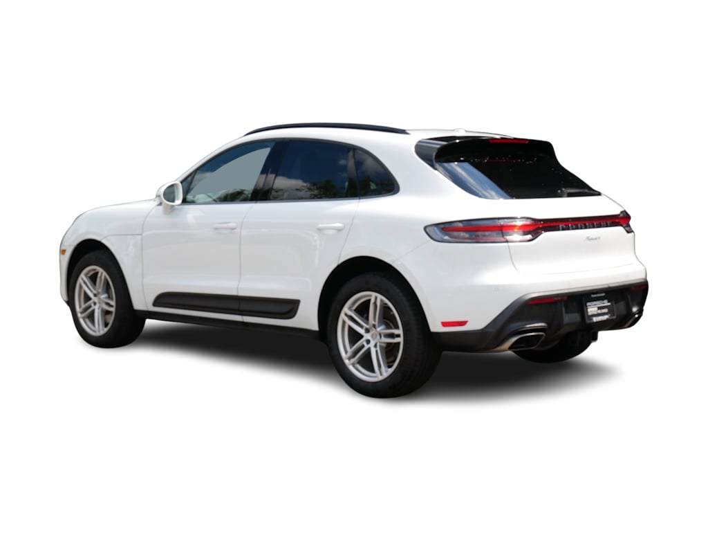 Thumbnail: 2024 Porsche Macan - 4