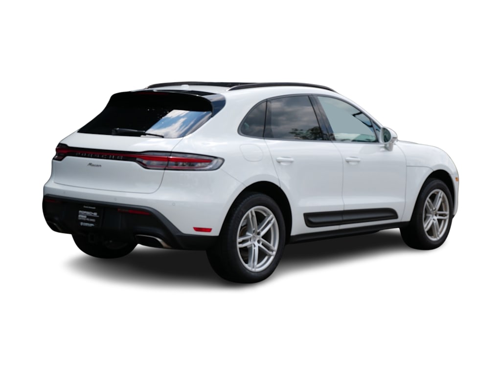 Thumbnail: 2024 Porsche Macan - 23
