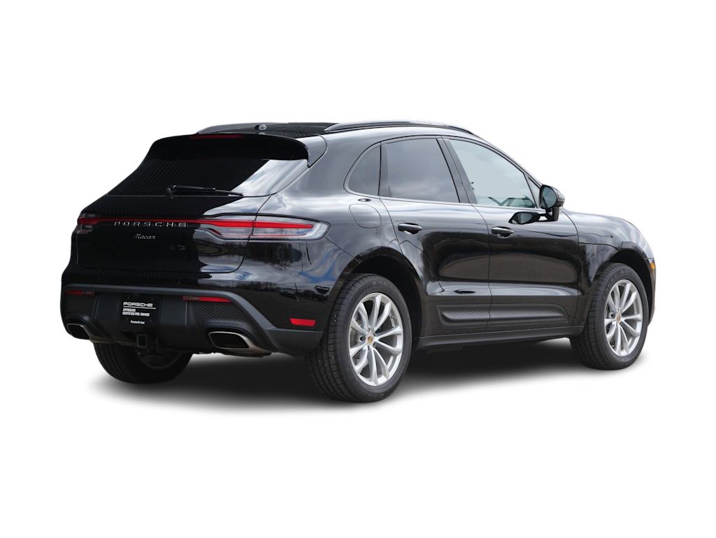 Thumbnail: 2026 Porsche Macan - 24