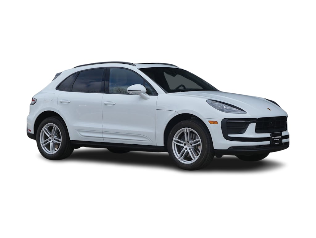 Thumbnail: 2026 Porsche Macan - 26