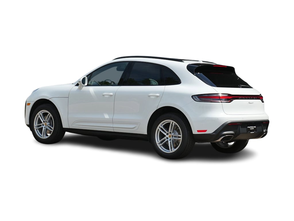 Thumbnail: 2026 Porsche Macan - 4