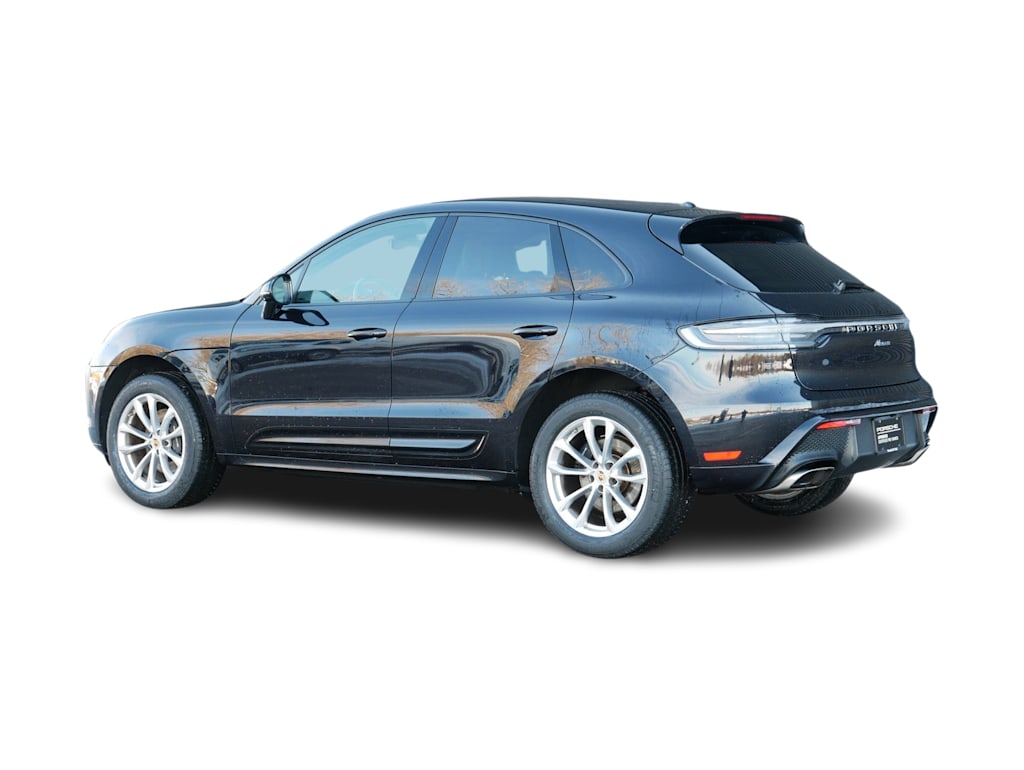 Thumbnail: 2024 Porsche Macan - 4