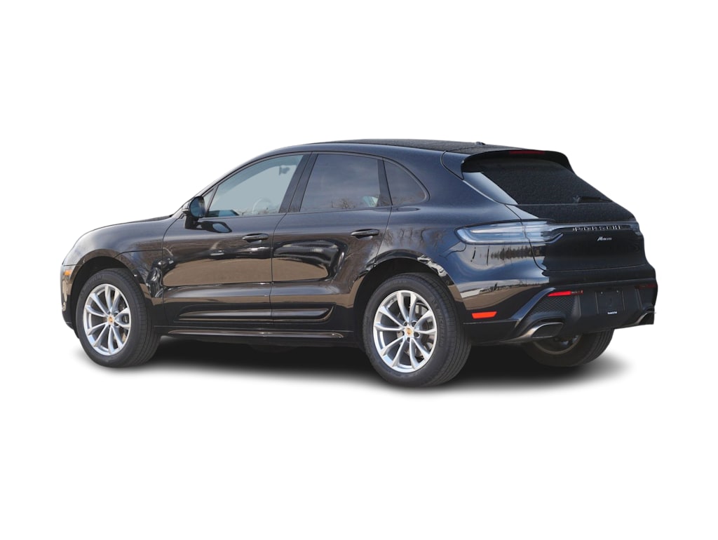 Thumbnail: 2024 Porsche Macan - 4