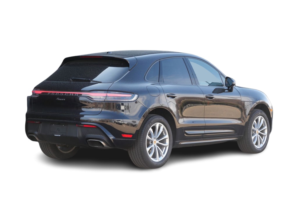 Thumbnail: 2024 Porsche Macan - 24