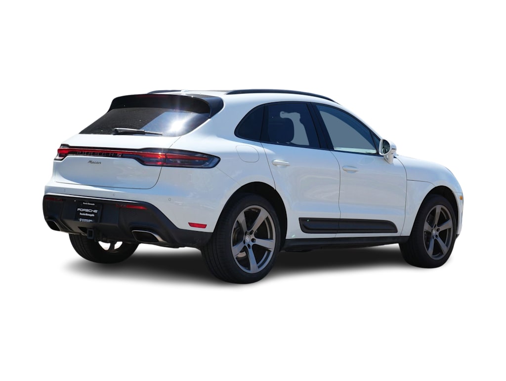 Thumbnail: 2025 Porsche Macan - 26
